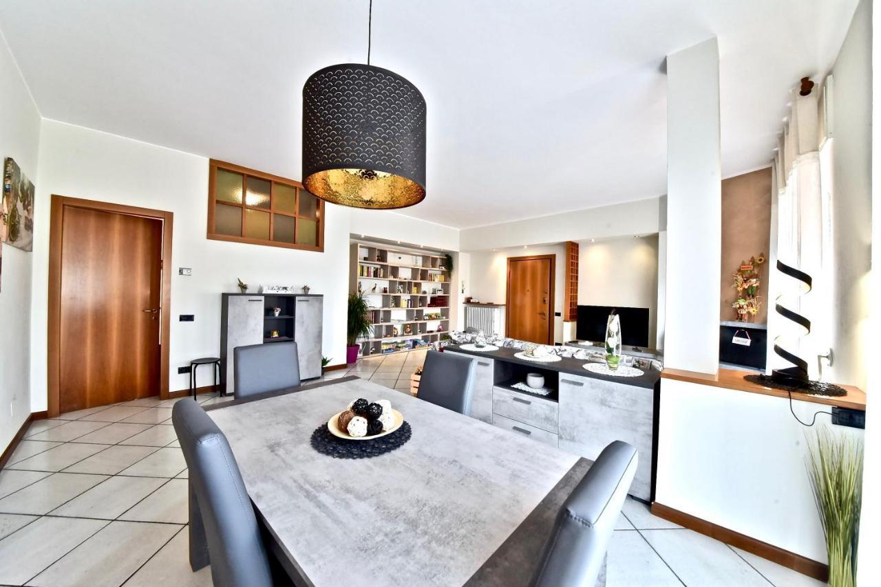 Cogliate Modern Apartment Halfway Between Milan And Como מראה חיצוני תמונה