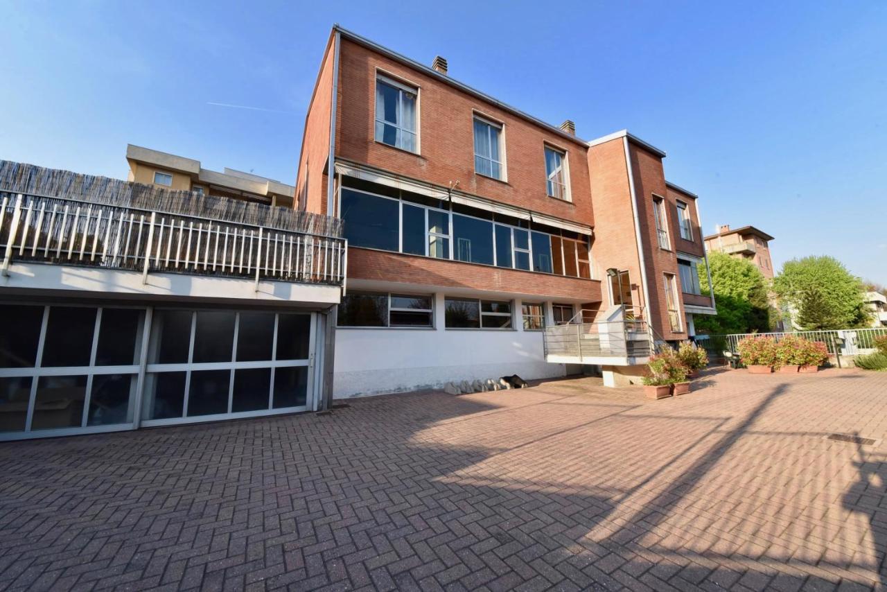 Cogliate Modern Apartment Halfway Between Milan And Como מראה חיצוני תמונה